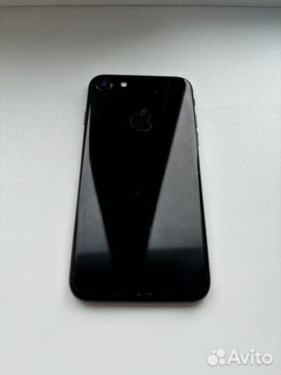 iPhone 7, 32 ГБ