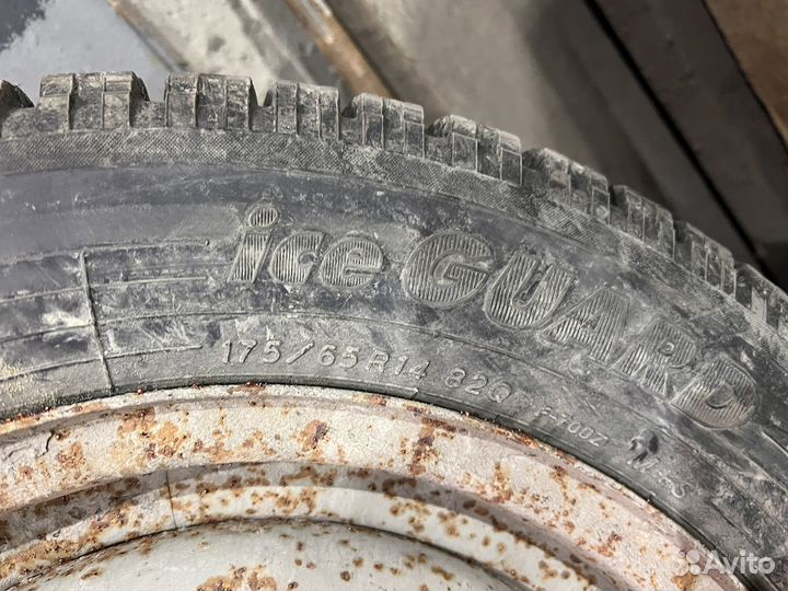 Yokohama Ice Guard Stud IG55 175/65 R14