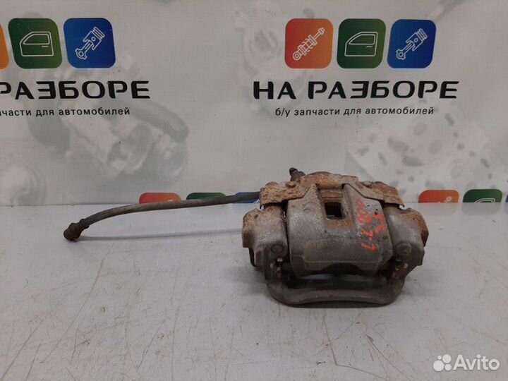 Суппорт задний левый Toyota Land Cruiser 200