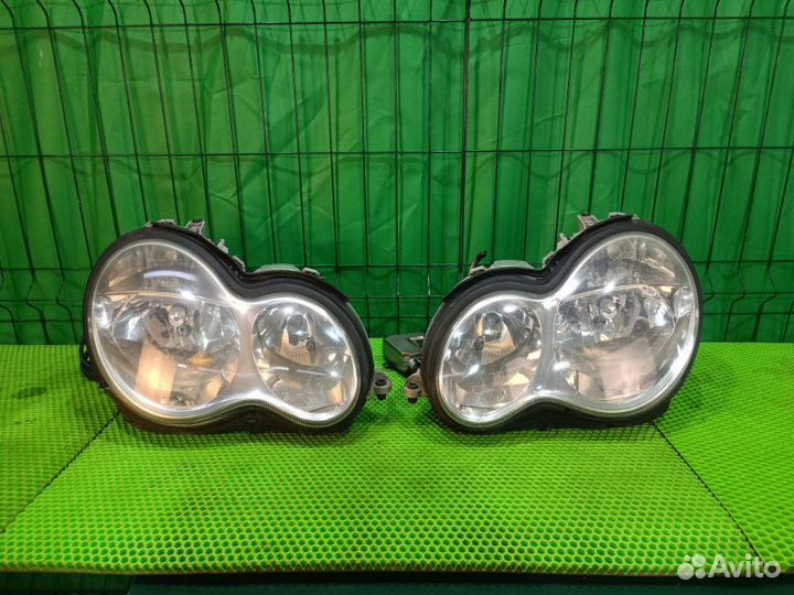Фара левая+фара правая Mercedes-Benz C W203