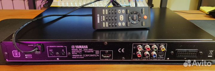 DVD плеер Yamaha DVD-S661 неисправный
