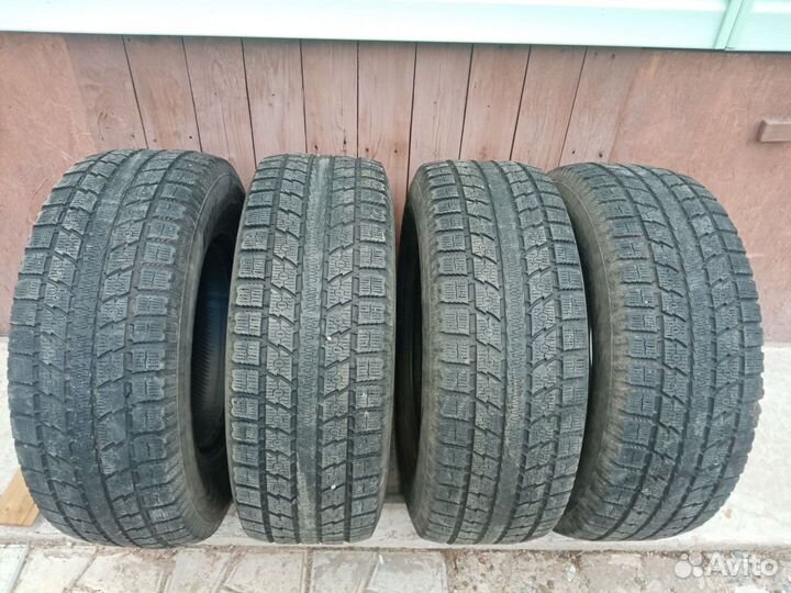 Toyo Observe GSi-5 265/70 R16 112S