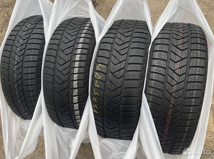 Pirelli Scorpion Winter 255/45 R20