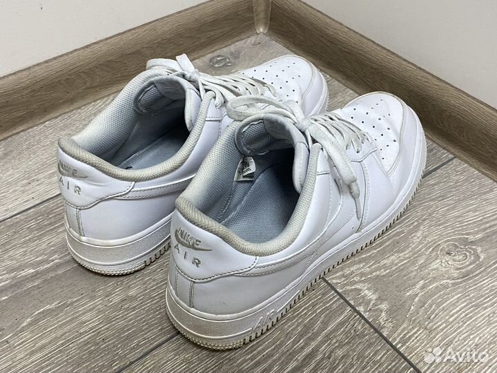 Кроссовки Nike Air Force 1 07 (45 EUR)