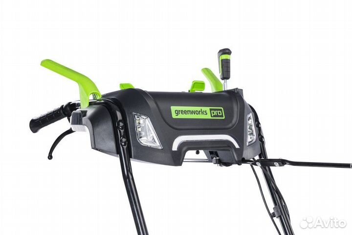 Снегоуборщик самоходный аккумуляторный 82В