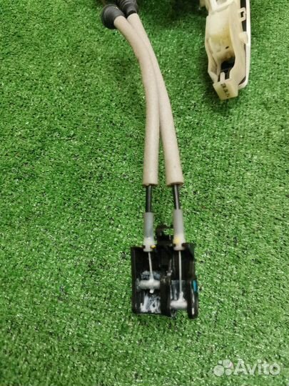 Замок двери передний левый Kia Soul 1.6 G4FD 2014