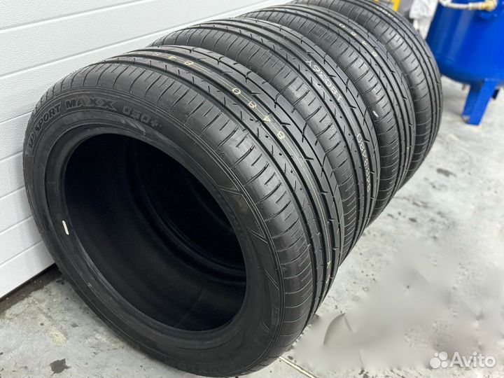 Dunlop SP Sport Maxx 050+ 245/40 R19 и 275/35 R19 98Y