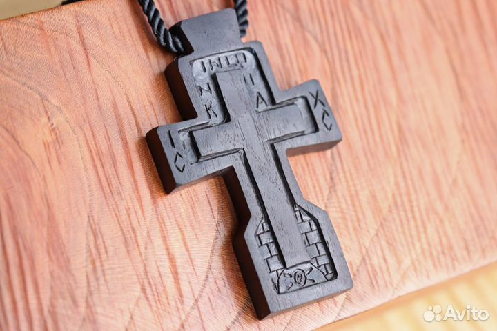 Крест большой нательный из дерева