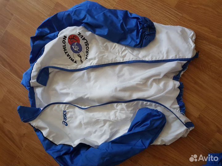 Костюм спортивный новый Триатлон
