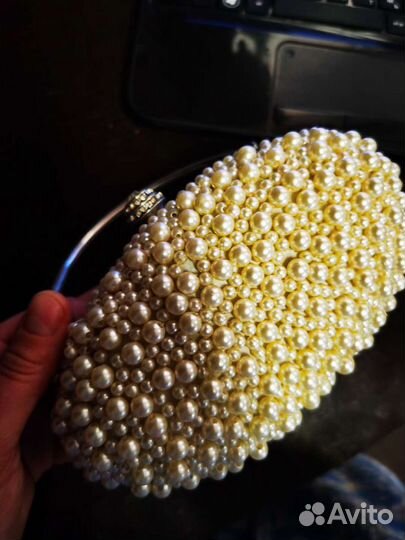 Жемчужный клатч
