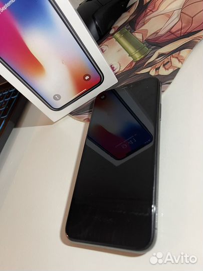 iPhone X, 64 ГБ