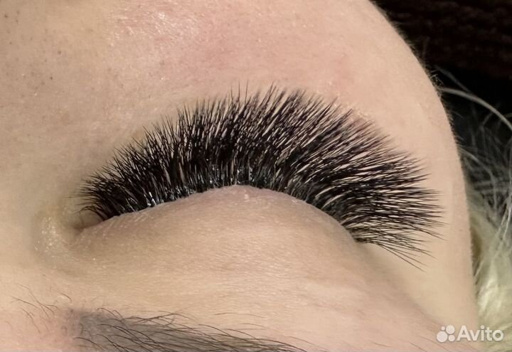 Наращивание ресничек