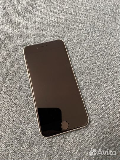 iPhone SE (2020), 64 ГБ