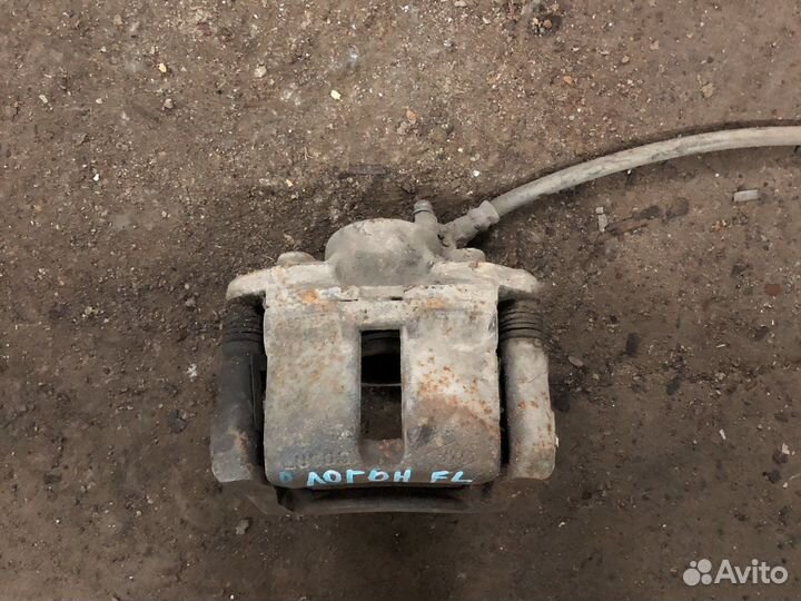 Renault logan Суппорт