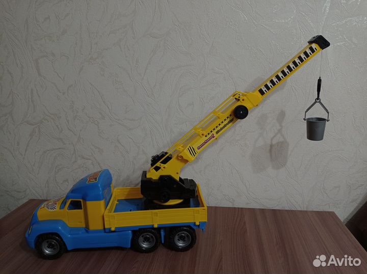 Игрушка машинка Автомобильный кран