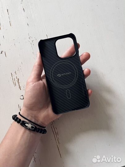 Чехол на iPhone 14 pro pitaka