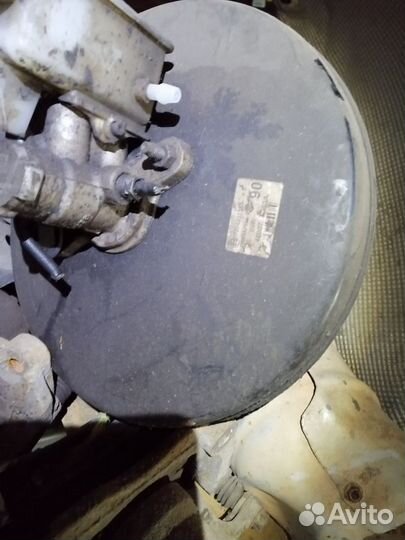 Вакуумный усилитель Nissan Qashqai цилиндр