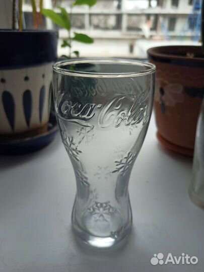 Стакан кока кола