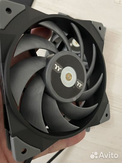 Корпусные вентиляторы 120мм thermaltake