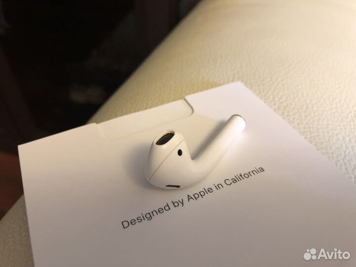 Кейс для airpods 2, правый наушник airpods 1