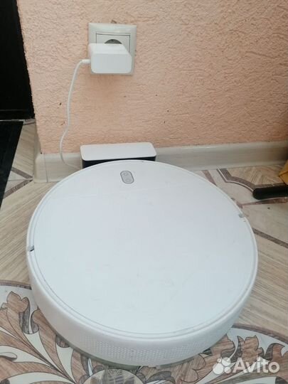 Робот пылесос xiaomi mi robot vacuum mop essential