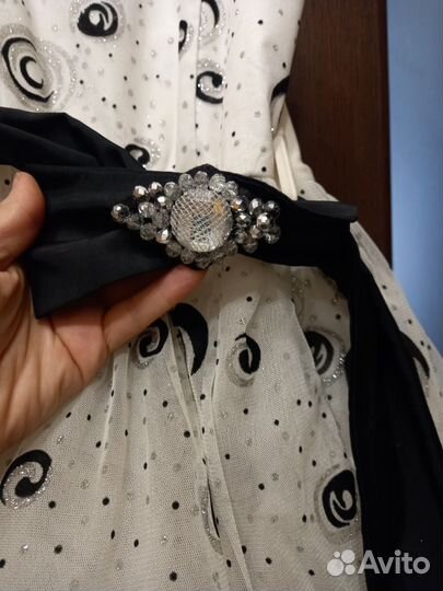 Платье праздничное