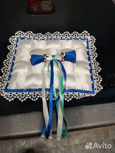 Свадебная подушка для колец