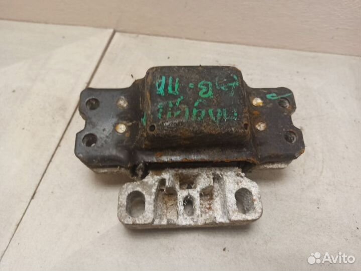 Опора двигателя 3C0199555Q