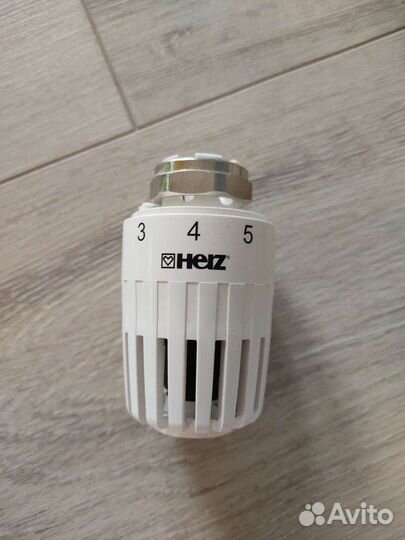 Терморегулятор для радиатора. Термоголовка Heiz