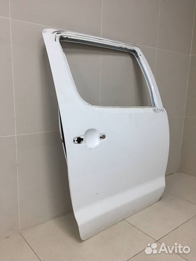 Дверь задняя правая Toyota Hilux Pick Up