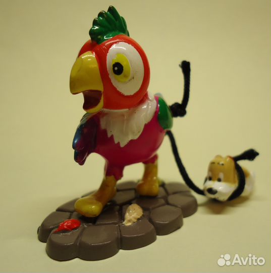 Кеша на прогулке. Попугай Кеша. Ландрин. 2003