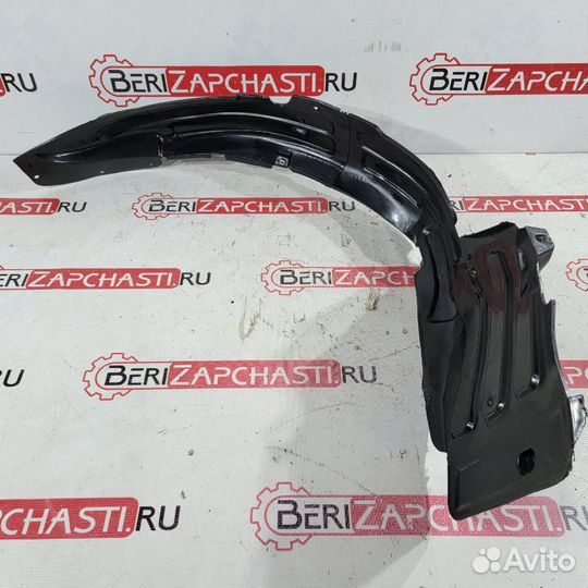 Подкрылок передний левый Kia Sportage 3