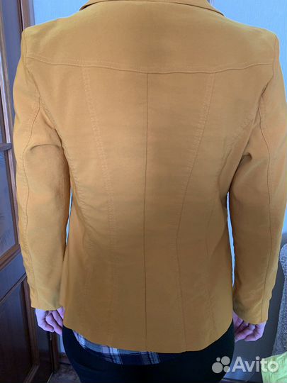 Пиджак женский