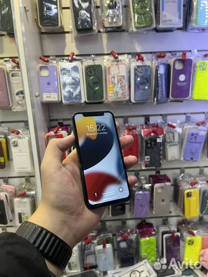 iPhone X, 64 ГБ