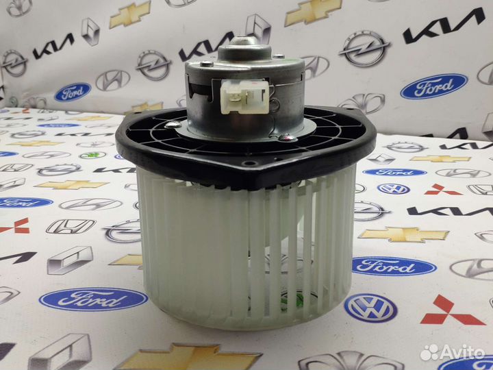 Моторчик отопителя Suzuki Grand Vitara 2