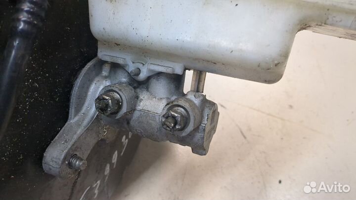 Цилиндр тормозной главный Renault Kangoo, 2011