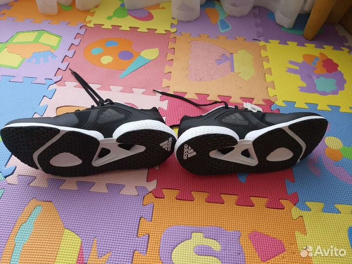 Кроссовки adidas alphatorsion M