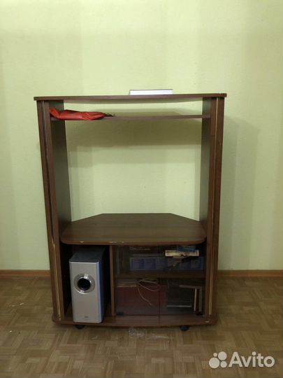 Тумба под телевизор