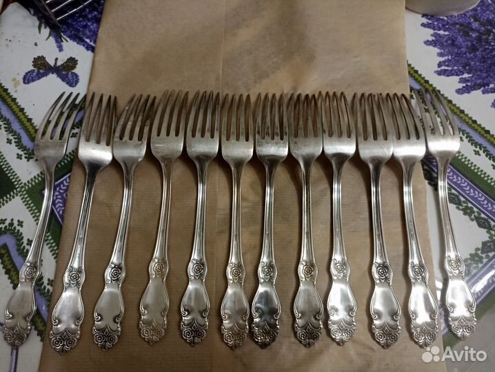 Продам столовые вилки клеймо мнц, серия 
