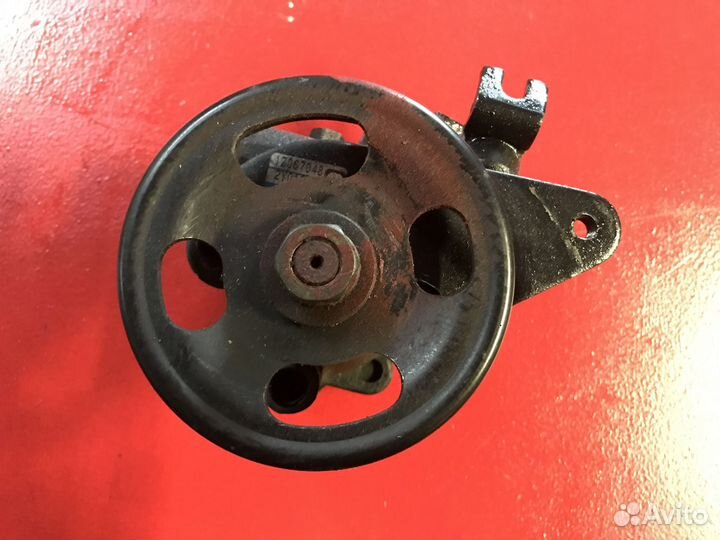 Насос гура Nissan Maxima A33 vq20de 2000 - 2006