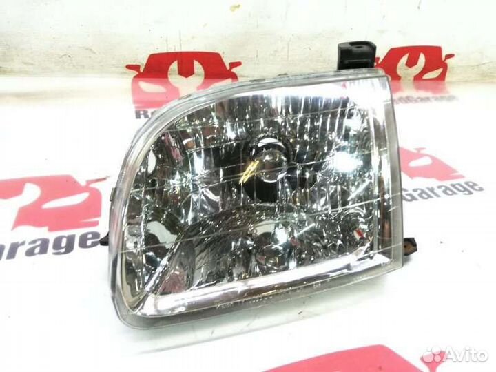 Фара передняя левая Toyota Tundra UCK40 2UZ-FE