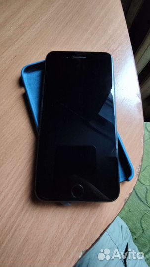 iPhone 8 plus 64gb