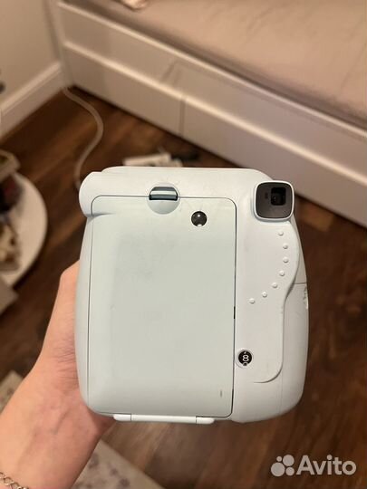 Плёночный фотоаппарат instax mini 8