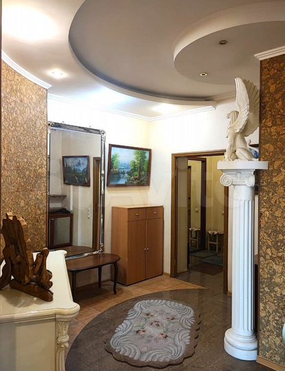 3-к. квартира, 135,3 м², 5/7 эт.