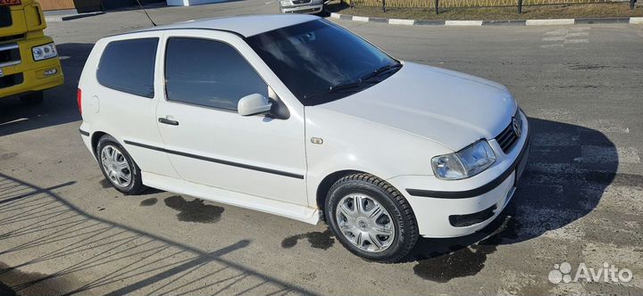 Volkswagen Polo 1.4 МТ, 2000, 283 000 км