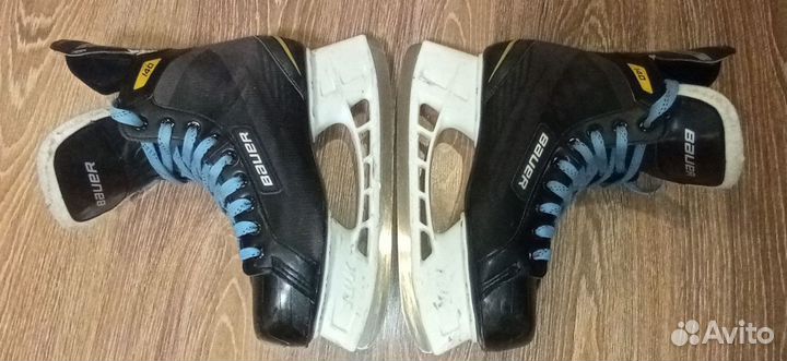 Коньки хоккейные Bauer Supreme 140