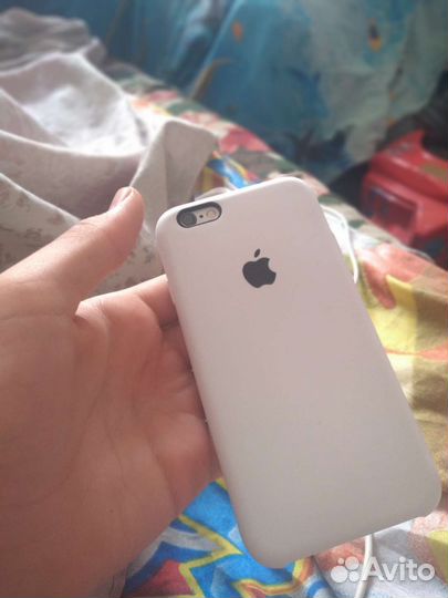 Телефон iPhone 6