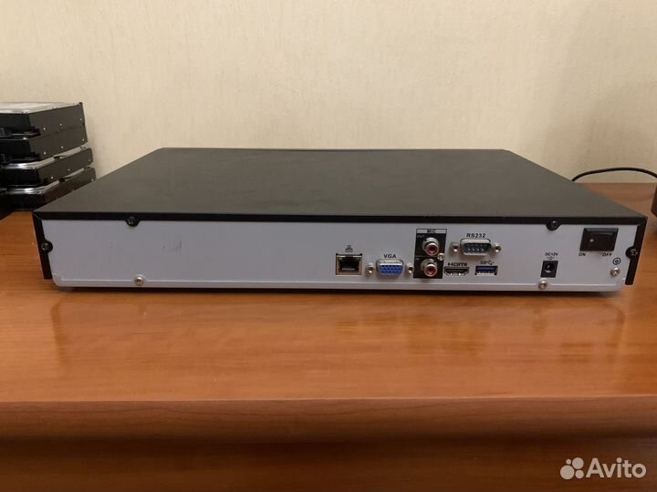 Видеорегистратор Dahua DHI-NVR4216N