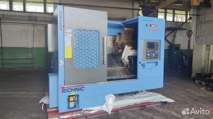 Токарно-фрезерный станок TCK52DY