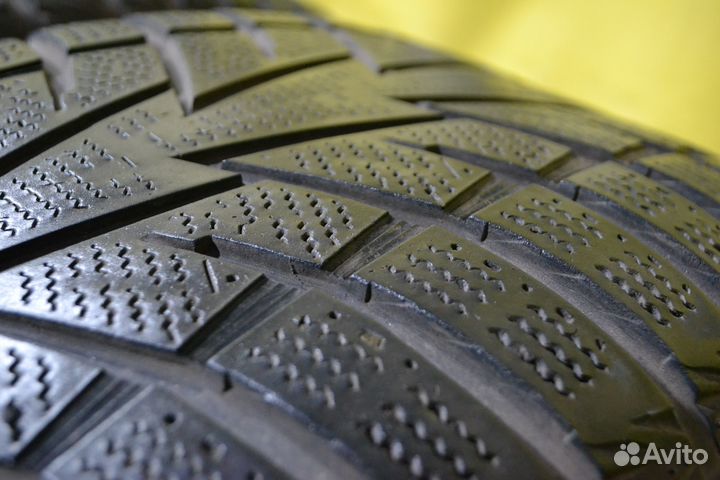 Hankook Winter I'Cept X RW10 285/50 R20